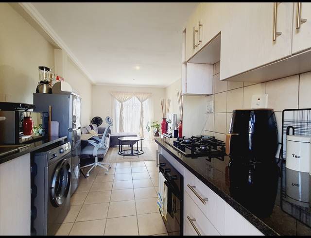 1 BEDROOM APARTMENT TO LET IN NOORDWYK